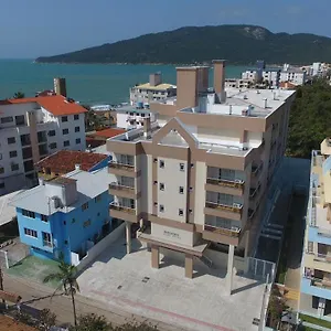 https://apart-ingleses-excelente-localizao-50-m-do-mar.santa-catarina-brasil.com